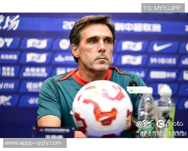 拉莫斯强调作为欧洲冠军需在赛场上展现实力而非空谈 拉莫斯强调作为欧洲冠军需在赛场上展现实力而非空谈