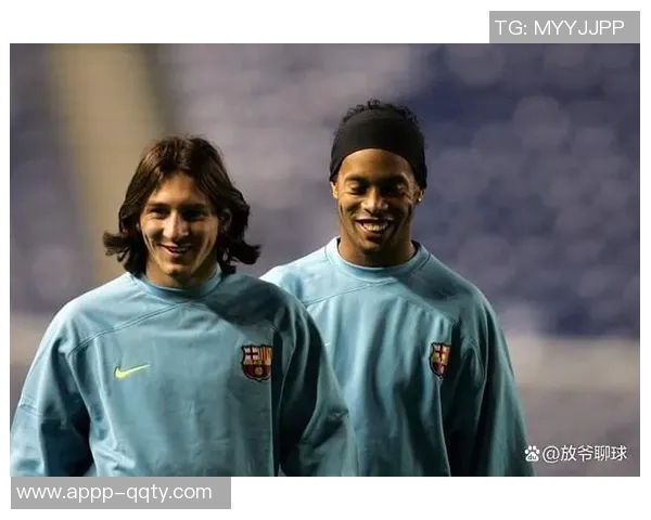 小罗怀旧晒巴萨时期与梅西里杰卡尔德打网球的珍贵瞬间 小罗怀旧晒巴萨时期与梅西里杰卡尔德打网球的珍贵瞬间