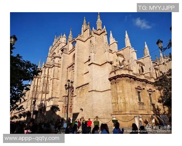 西足协调查塞维利亚球迷侮辱王后索菲亚事件引发关注 西足协调查塞维利亚球迷侮辱王后索菲亚事件引发关注