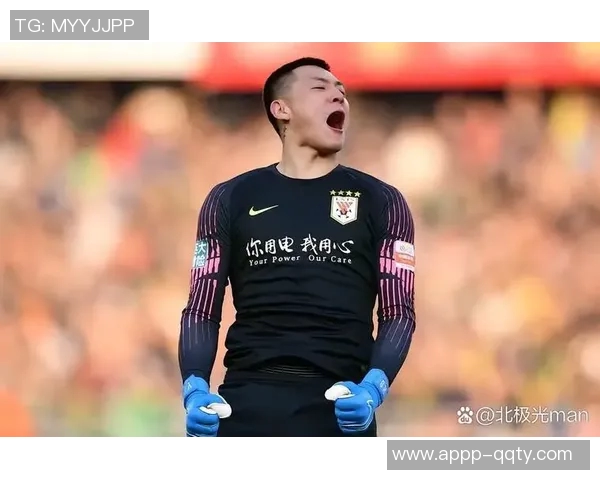 王大雷感谢球迷雨中支持并祝双节快乐展现球队团结精神 王大雷感谢球迷雨中支持并祝双节快乐展现球队团结精神