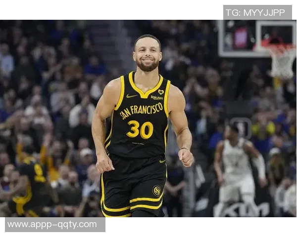 阿里纳斯谈小卡阴阳合同称行业普遍存在字母与勇士也可能涉及但未被查处 阿里纳斯谈小卡阴阳合同称行业普遍存在字母与勇士也可能涉及但未被查处