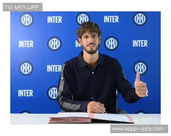 国米官方宣布迪詹纳罗右手腕骨折即将接受手术治疗 国米官方宣布迪詹纳罗右手腕骨折即将接受手术治疗