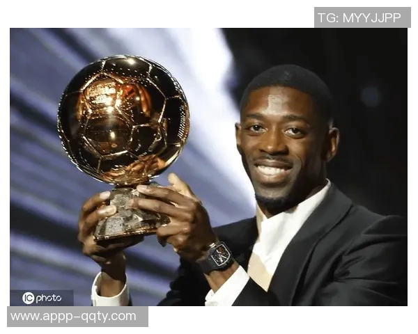 登贝莱荣获家乡城市奖章市长亲自颁发庆祝新科金球奖得主 登贝莱荣获家乡城市奖章市长亲自颁发庆祝新科金球奖得主