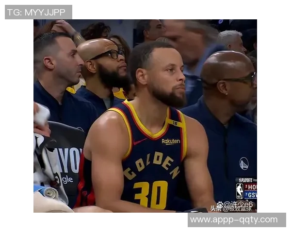 巴特勒如何与勇士完美契合库里称赞其赢球智慧与团队精神 巴特勒如何与勇士完美契合库里称赞其赢球智慧与团队精神