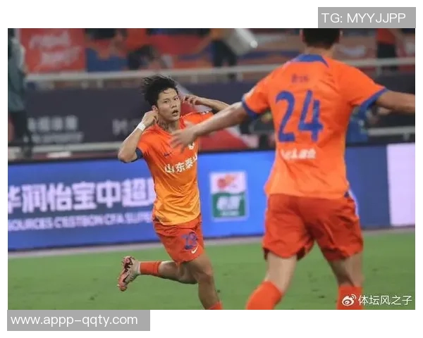 陈蒲边路停球失误摔倒引发球迷不满表现低迷遭热议 陈蒲边路停球失误摔倒引发球迷不满表现低迷遭热议