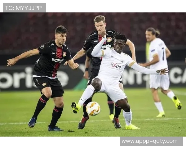 法兰克福积极推动免签引进埃因霍温18岁边锋阿约代莱托马斯