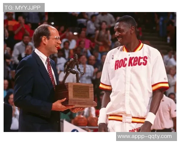 新赛季最佳防守球员赔率分析文班领跑切特紧随其后阿门浓眉并列第三 新赛季最佳防守球员赔率分析文班领跑切特紧随其后阿门浓眉并列第三