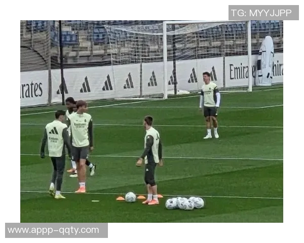 姆巴佩和马斯坦托诺轻微受伤仍将如期报到国家队备战赛事 姆巴佩和马斯坦托诺轻微受伤仍将如期报到国家队备战赛事